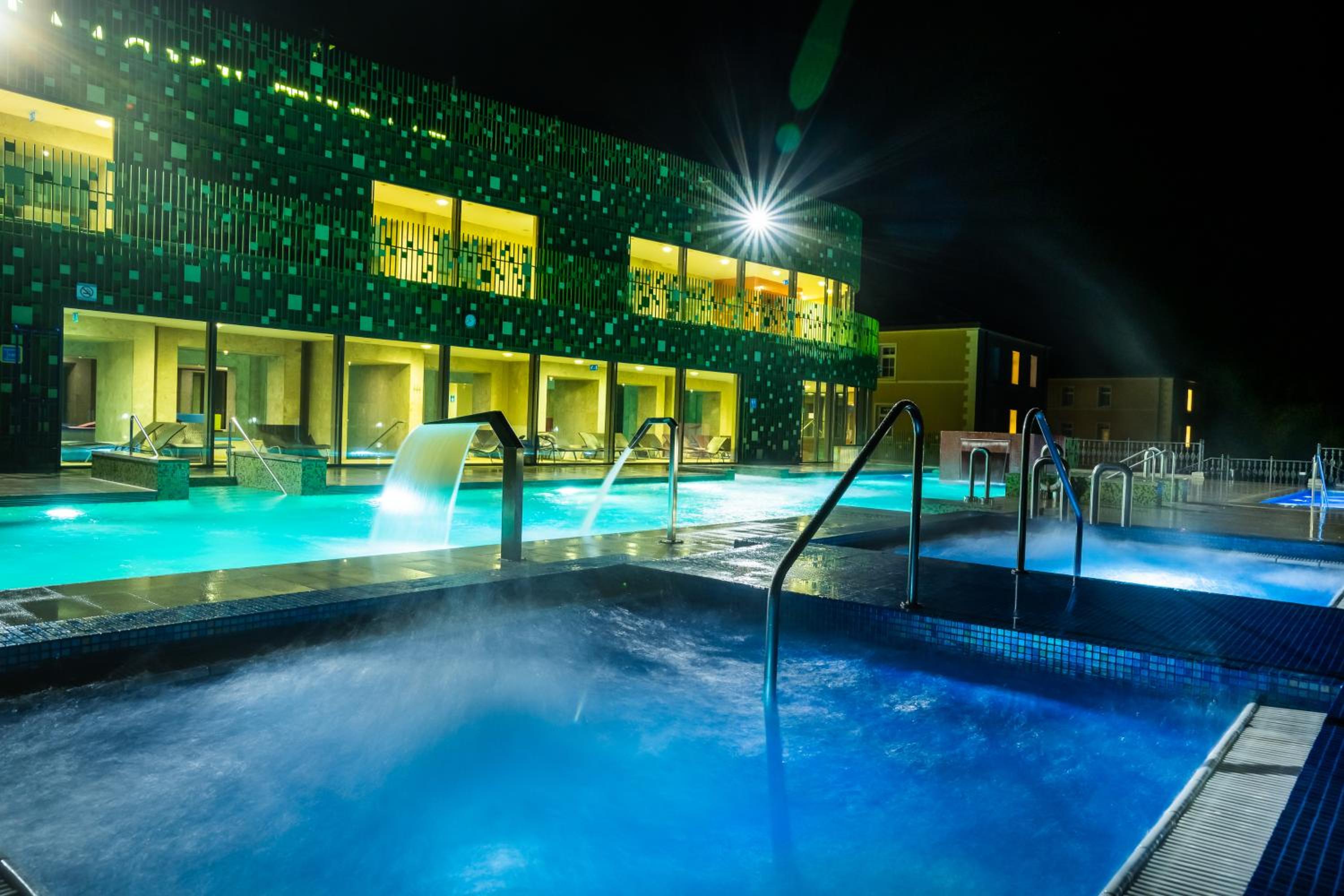 Sofijin Dvor - Adults Only 15/32