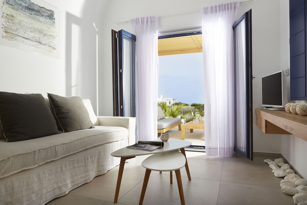 Amor Hideaway Villas by Mr and Mrs White 23/46