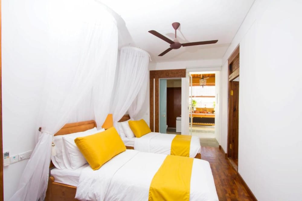 Aq Va Hotel And Villas 16/77