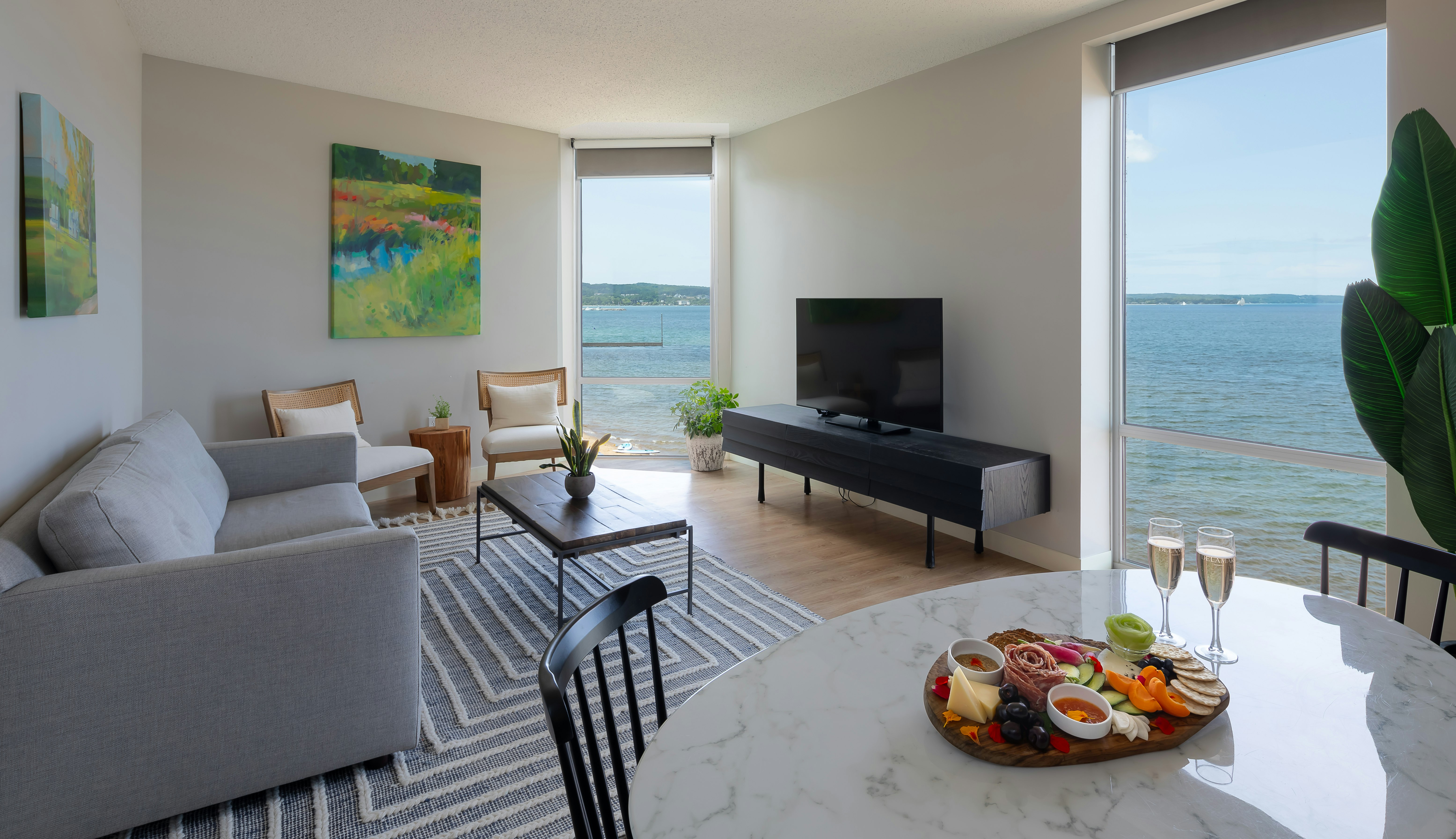 Delamar Traverse City 32/50