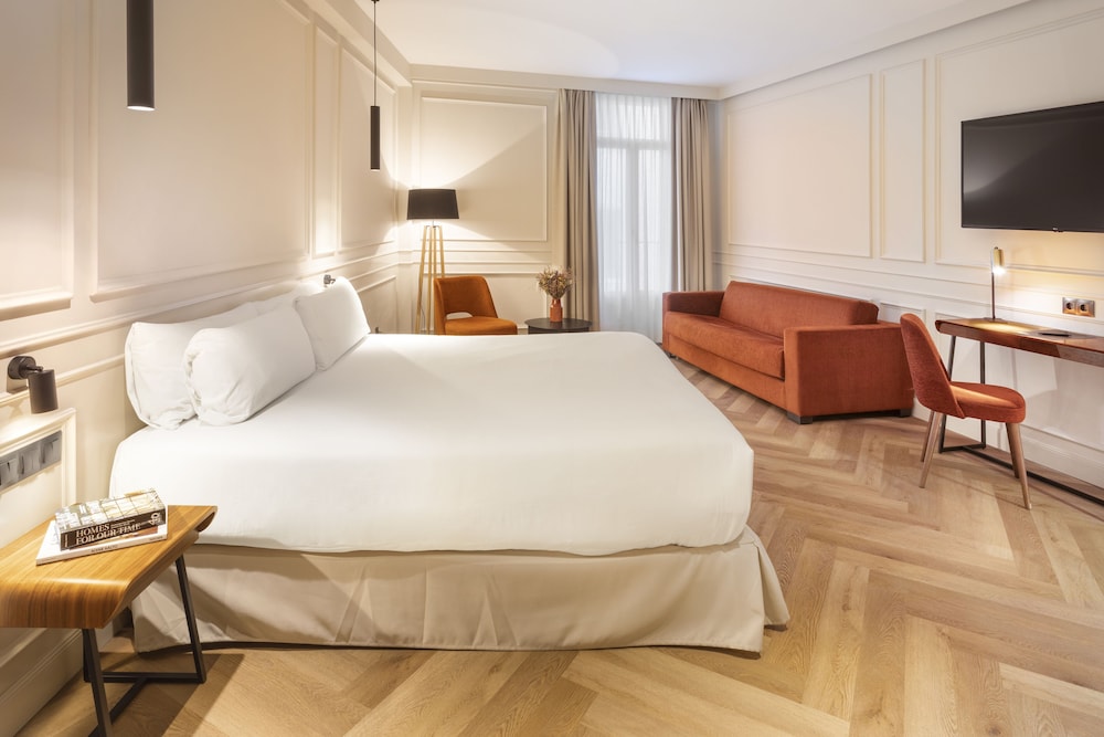 JUNIOR SUITE, STUDIO