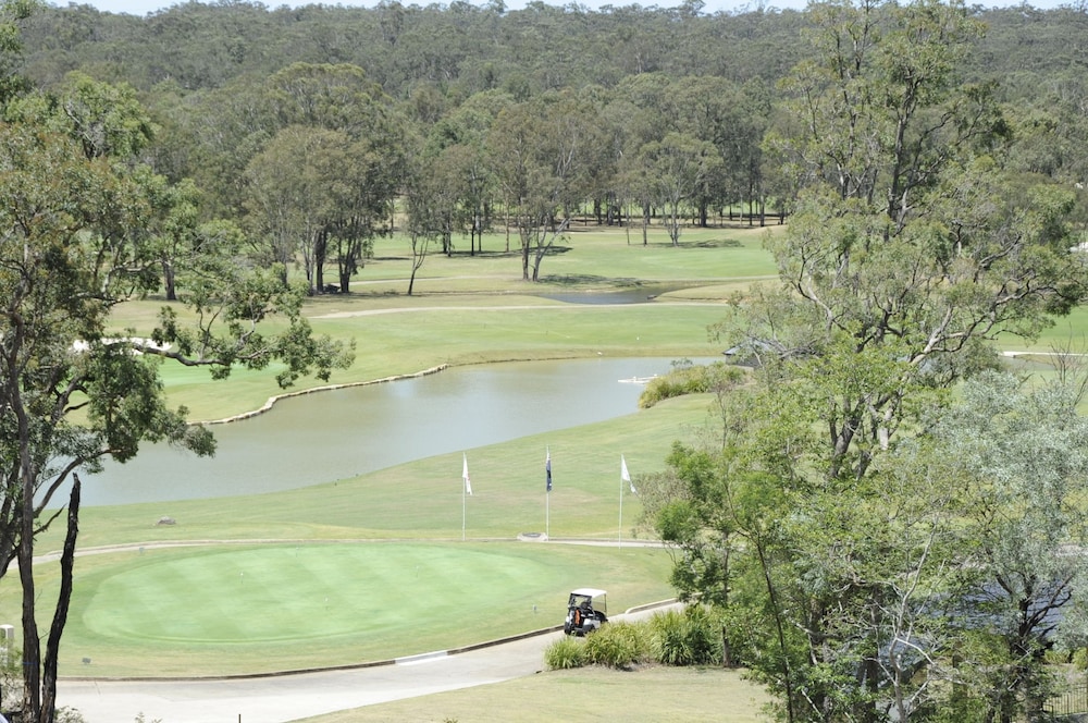 RIVERSIDE OAKS GOLF RESORT 11/33