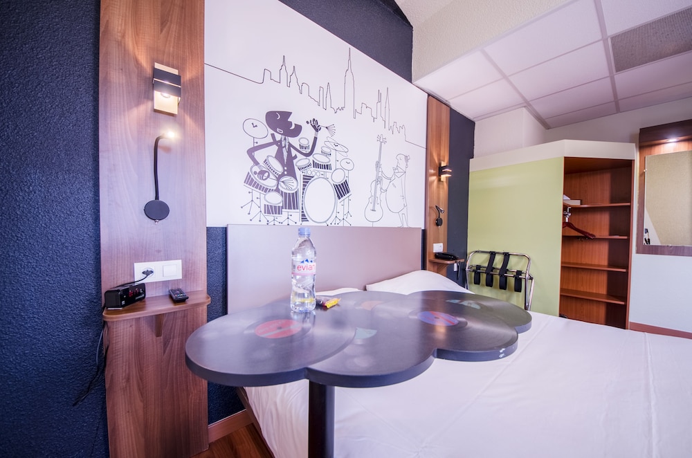 Ibis Styles Toulouse Blagnac Aeroport 52/68