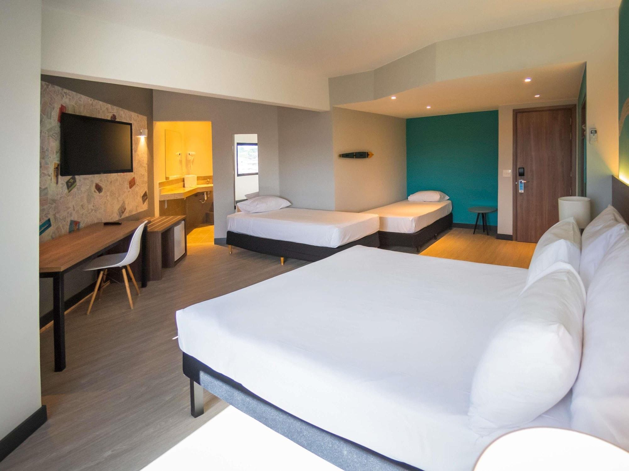 Family, Multiple Beds