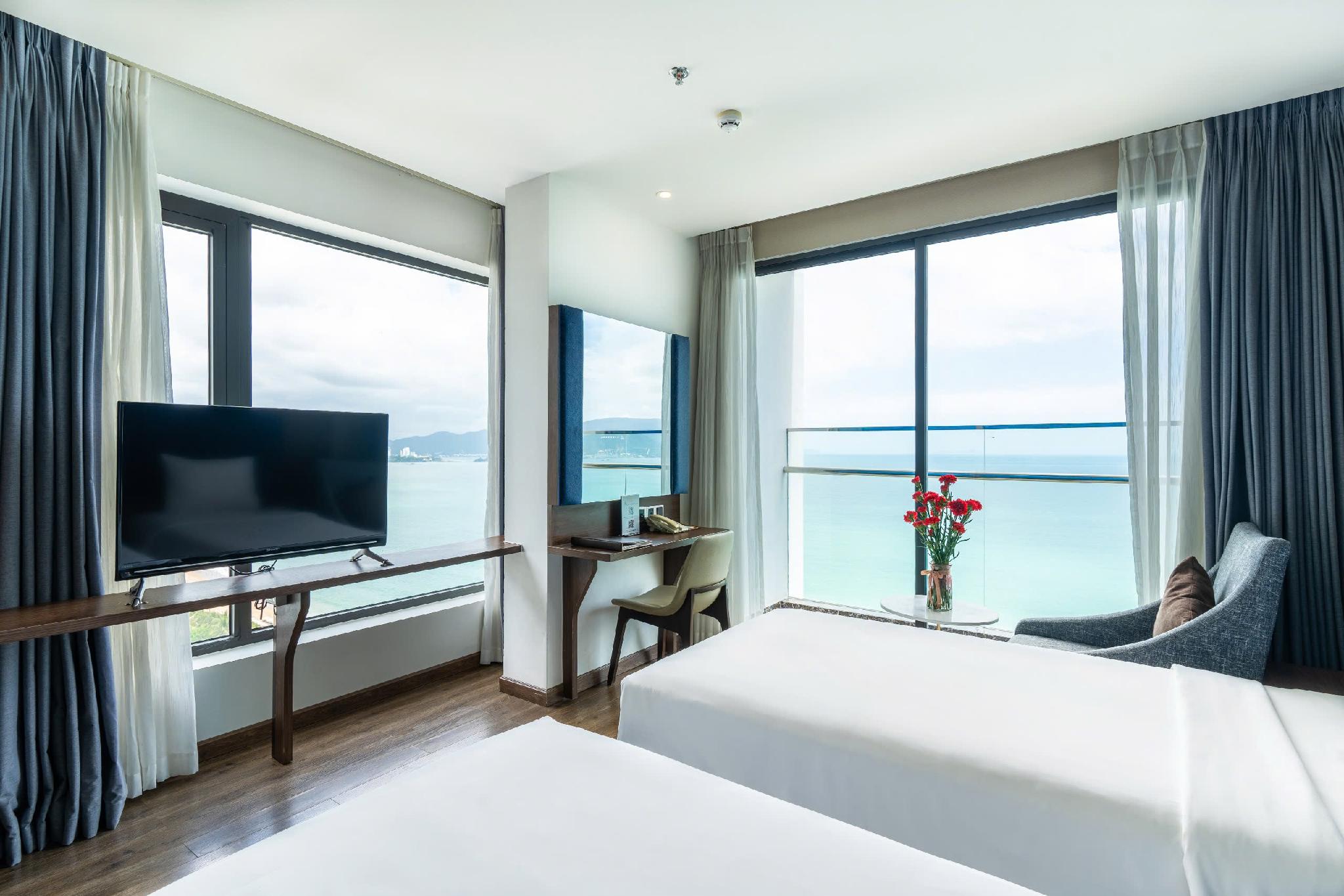 Premier, Twin Beds, Sea View