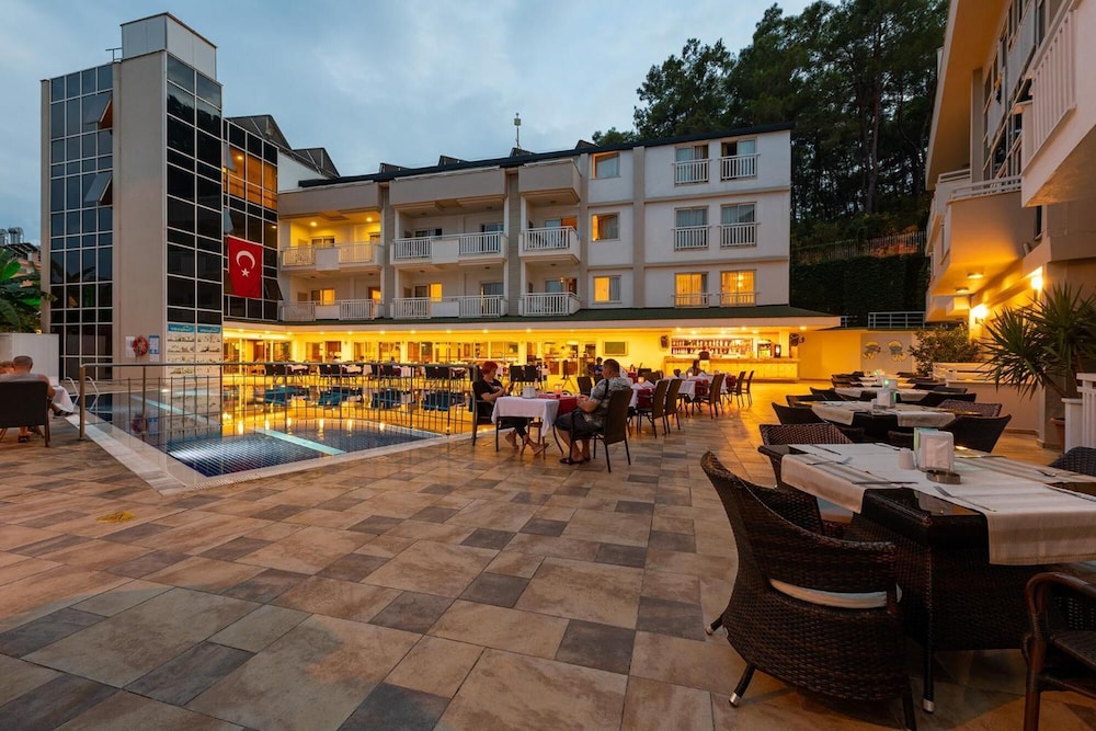 Viking Express Hotel 41/50