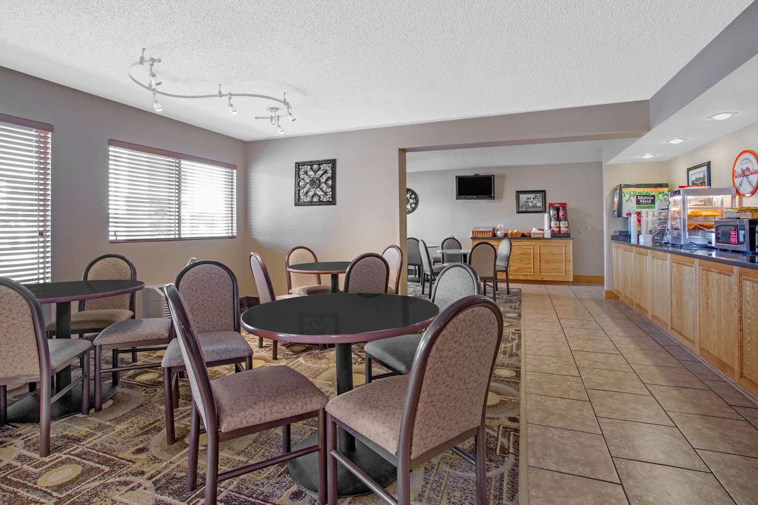 North Platte Inn and Suites 6/10