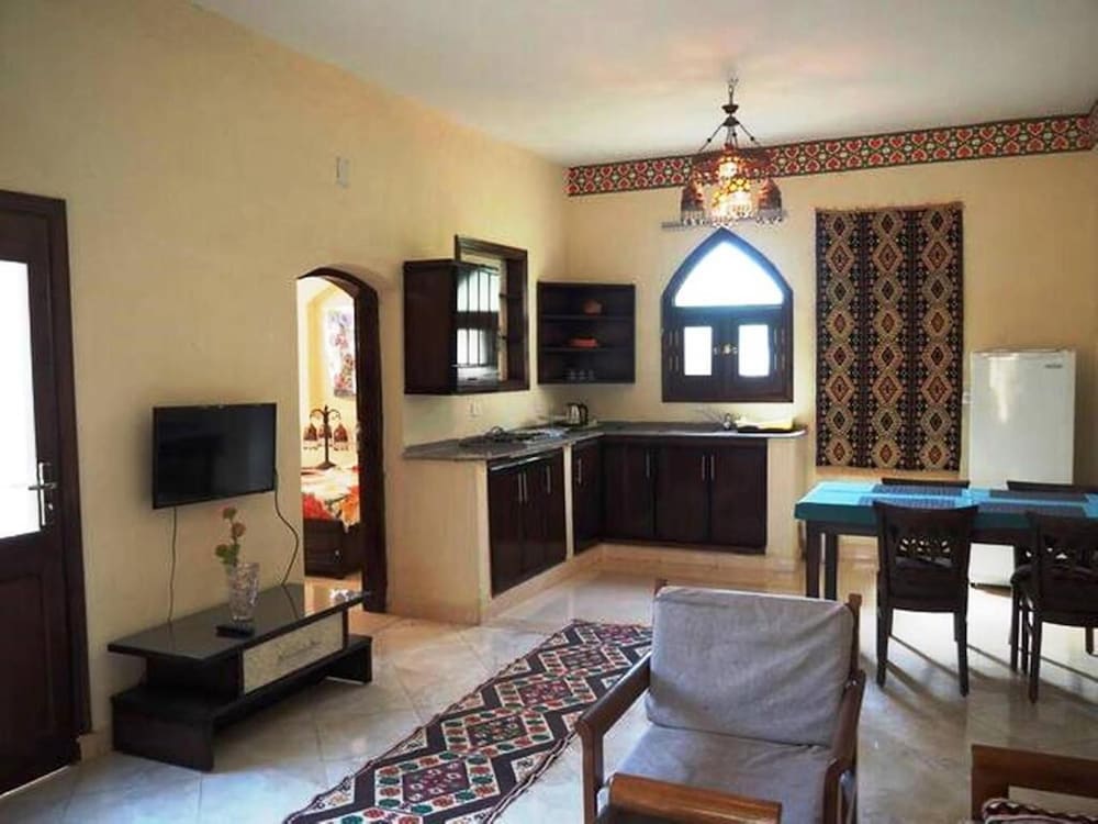 Nile Compound Hotel 31/50