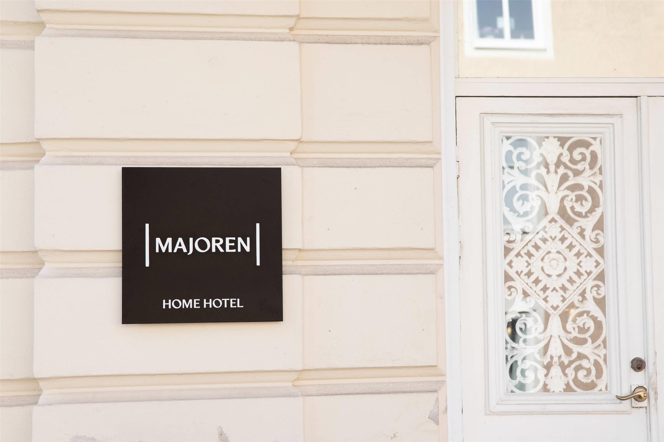 Home Hotel Majoren 27/48