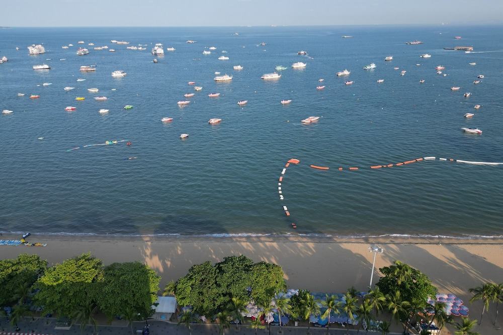 Avani Pattaya Resort 43/48