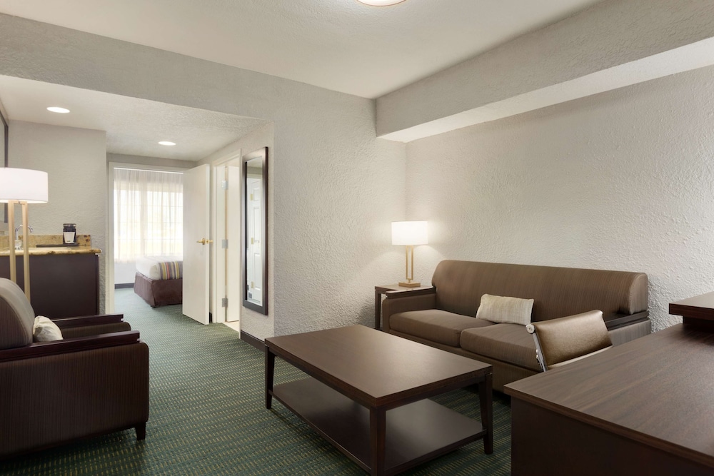 Hotel Flamingo Inn & Suites Vero Beach I-95 33/54