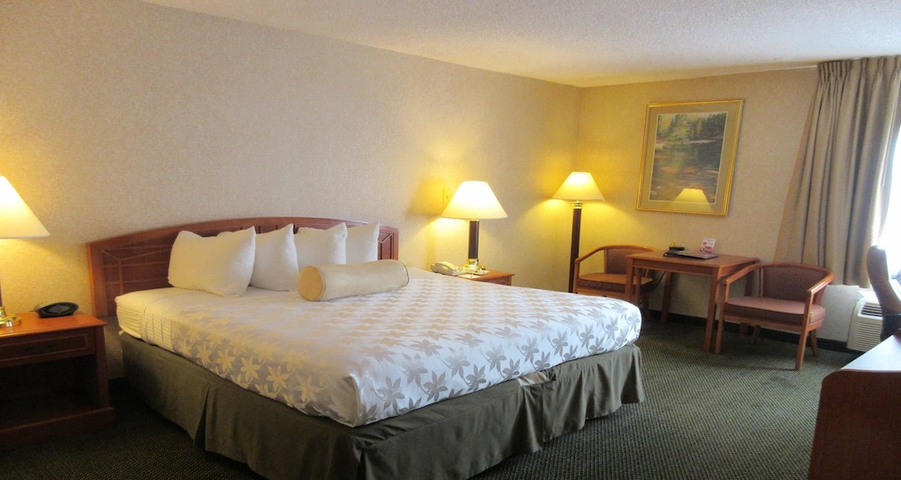 SureStay Plus Hotel by Best Western Reno Airport 23/91