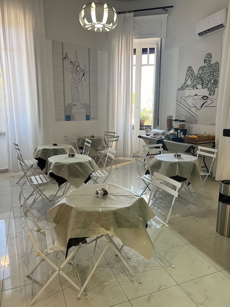 Lungomare Hotel 62/71