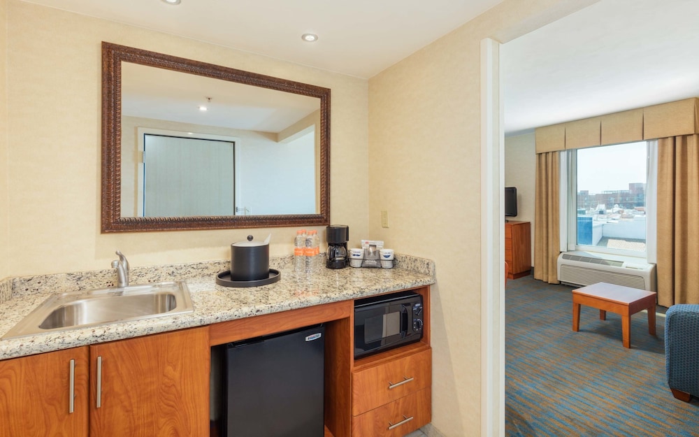 Hampton Inn by Hilton Queretaro Tecnologico 44/46
