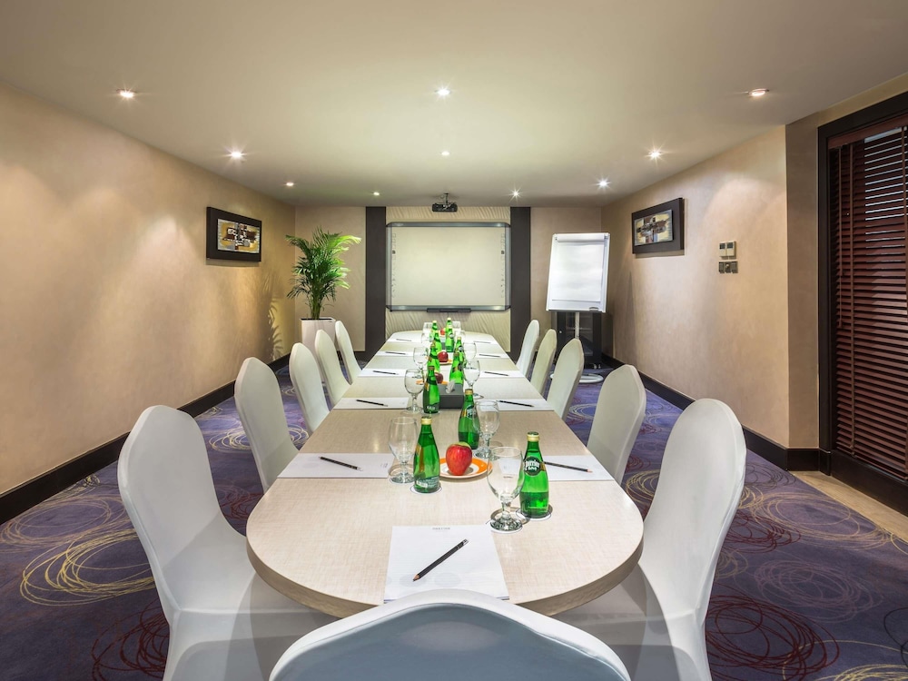 أجنحة نوفوتيل الرياض العليا(Novotel Suites Olaya Riyadh) 53/61