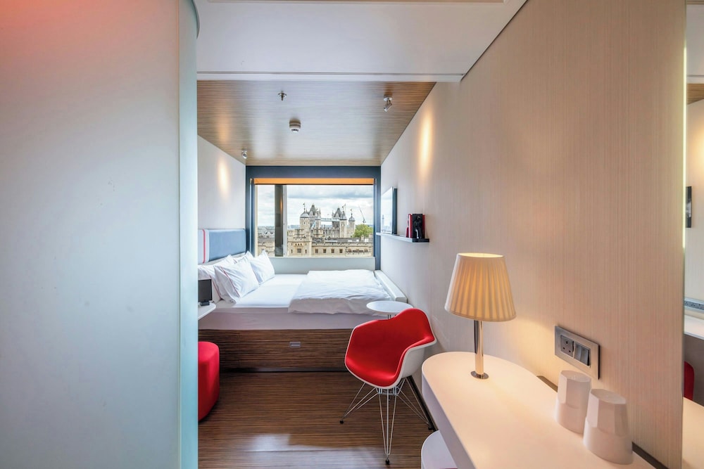 Room, King Bed, Tower View، Citizenm Tower Of London 7/10