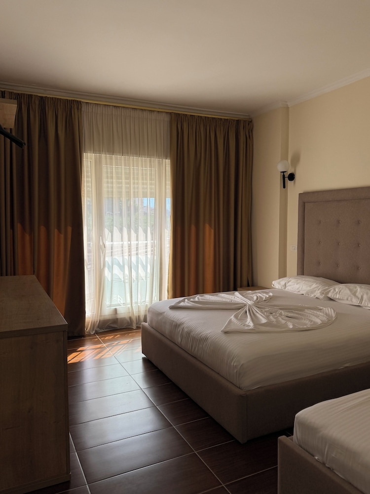 Bleart Hotel 41/92
