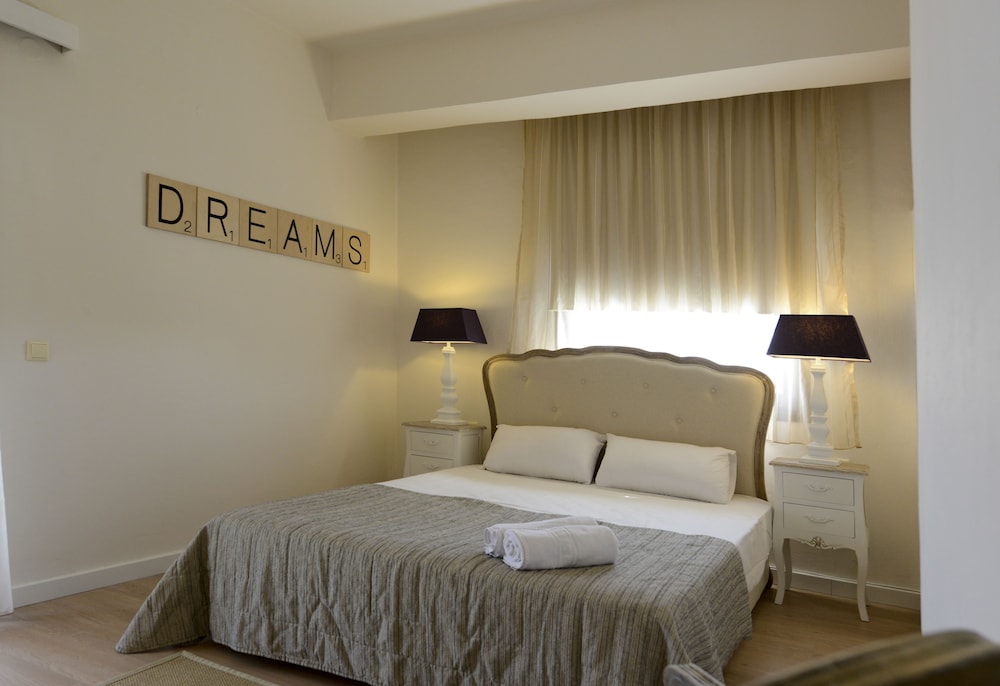 Eva Mare Apartments 18/75