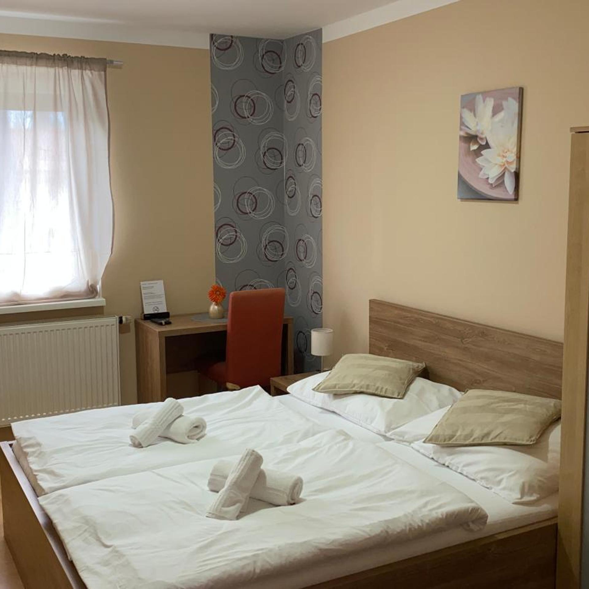 Standard, Double Bed