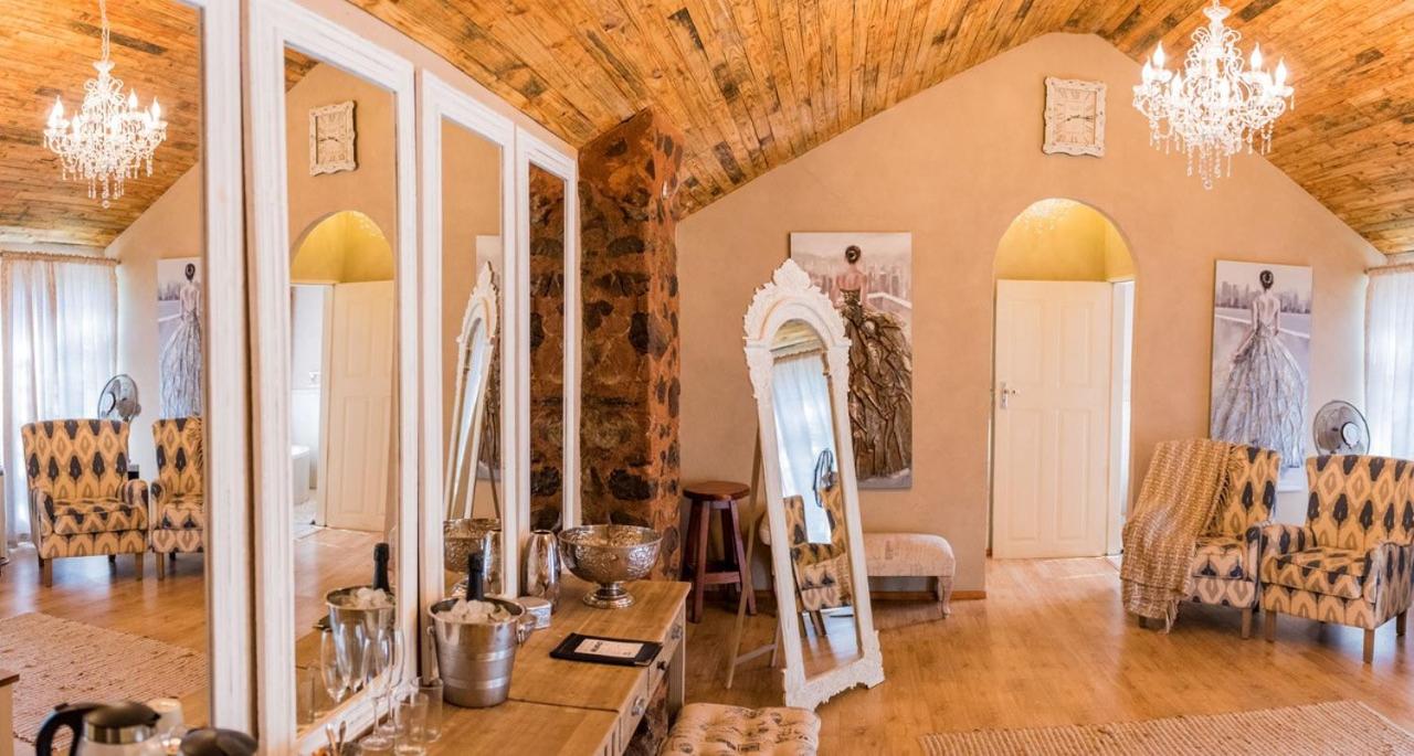 Black Horse Estate 26/50
