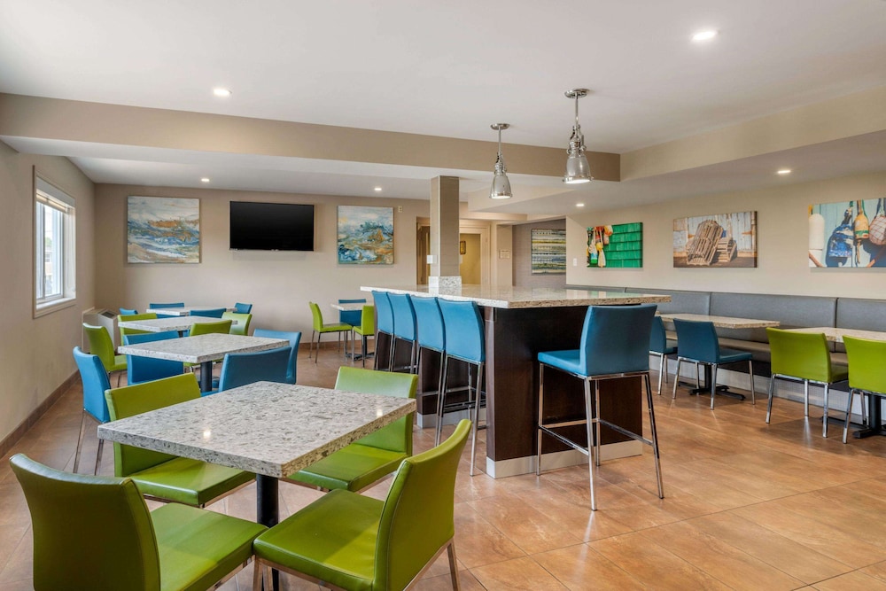 Quality Inn & Suites Bathurst, NB 34/50