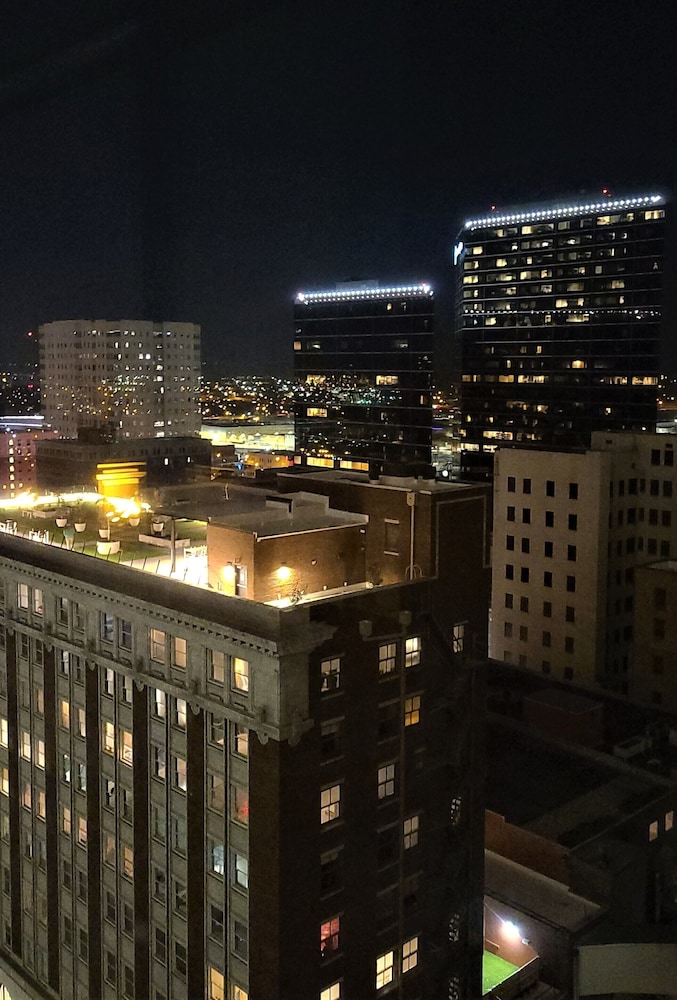 Hyatt Place Tulsa Downtown 2/74