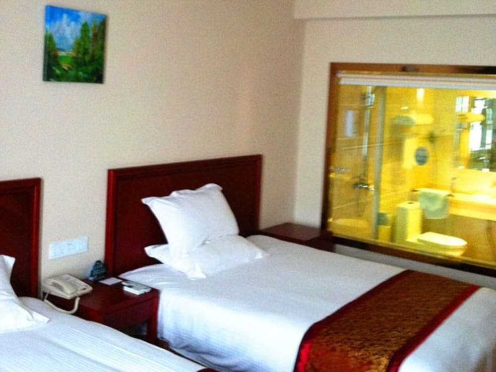 Greentree Inn Yancheng Dongtai Jianggang Yingbin Road Gangcheng Avenue Hotel 15/28