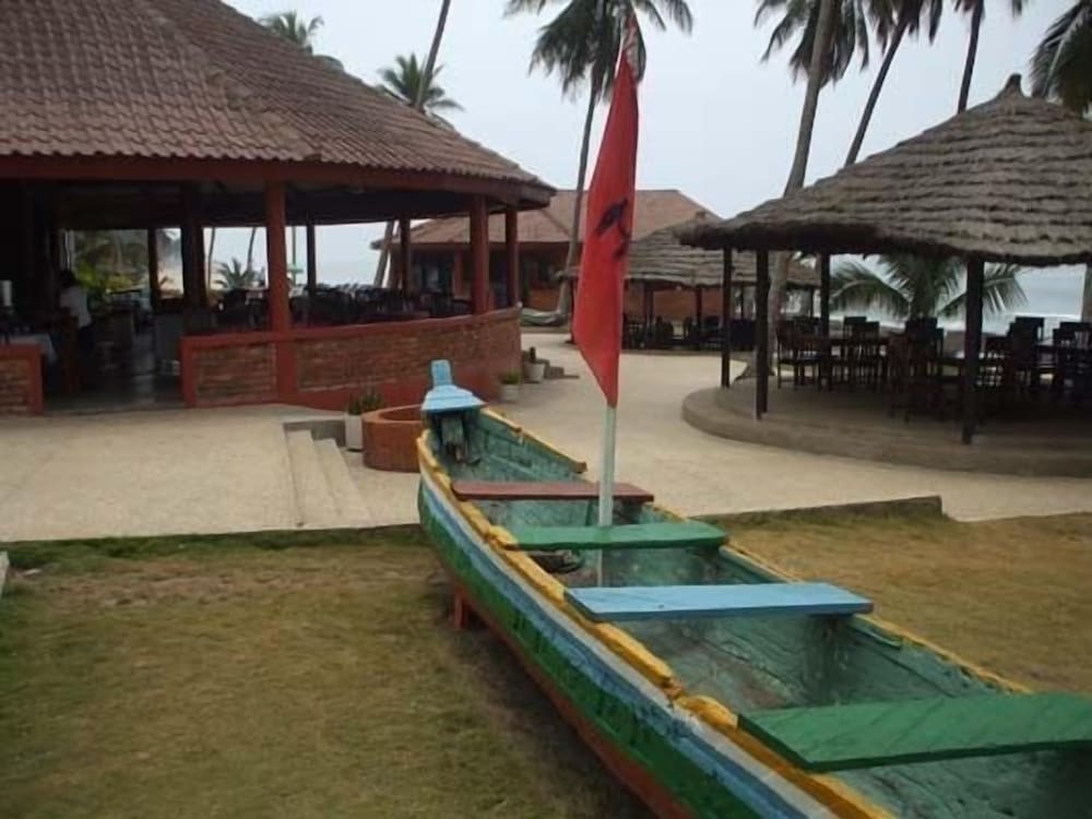 COCONUT GROVE BEACH RESORT 49/66