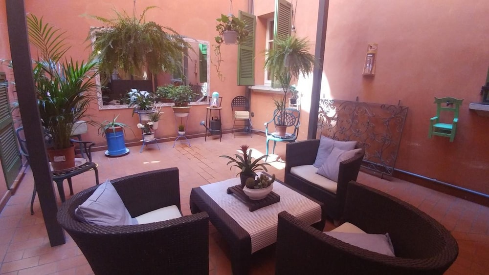 lounge