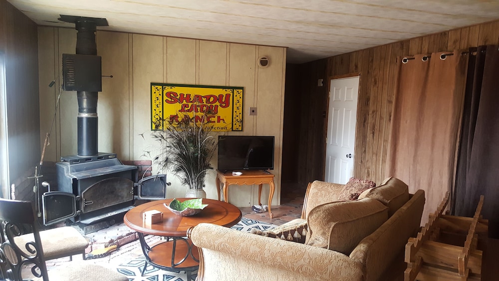 Shady Lady Bed & Breakfast 35/61