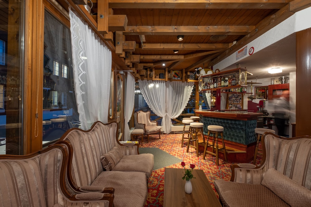 Chalet Swiss Hotel 30/50