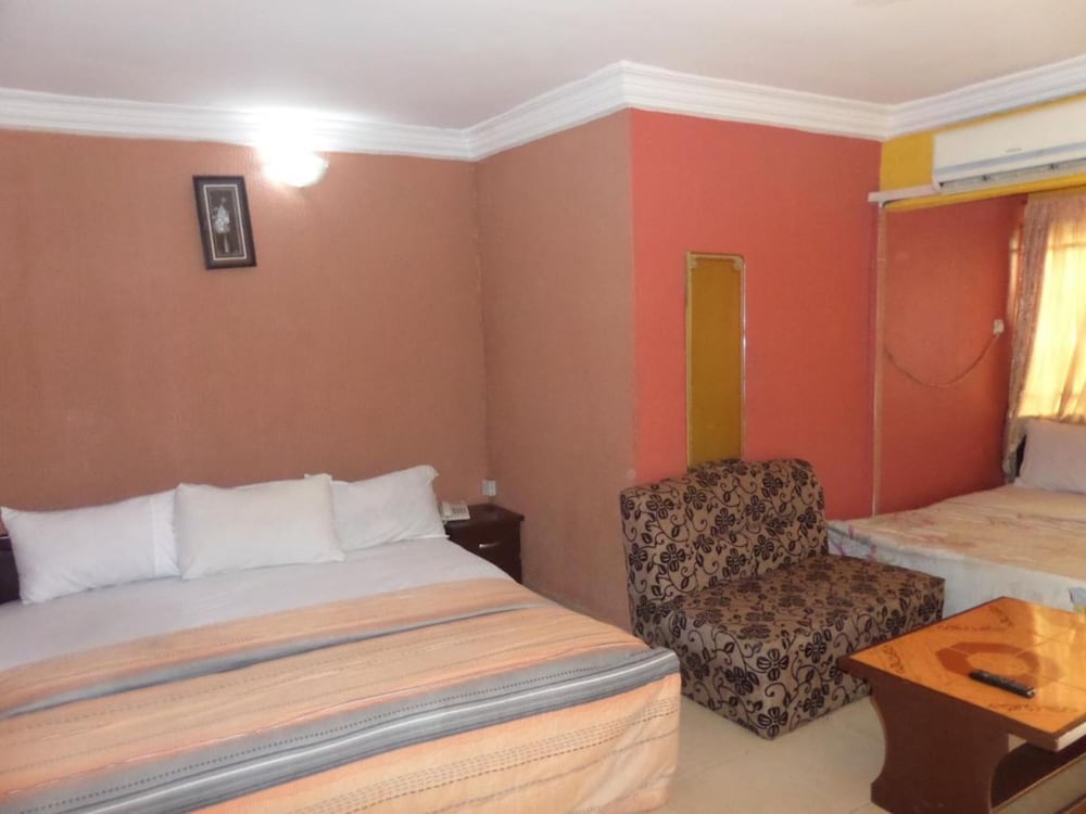 HardRock Hotel and Suites 13/48
