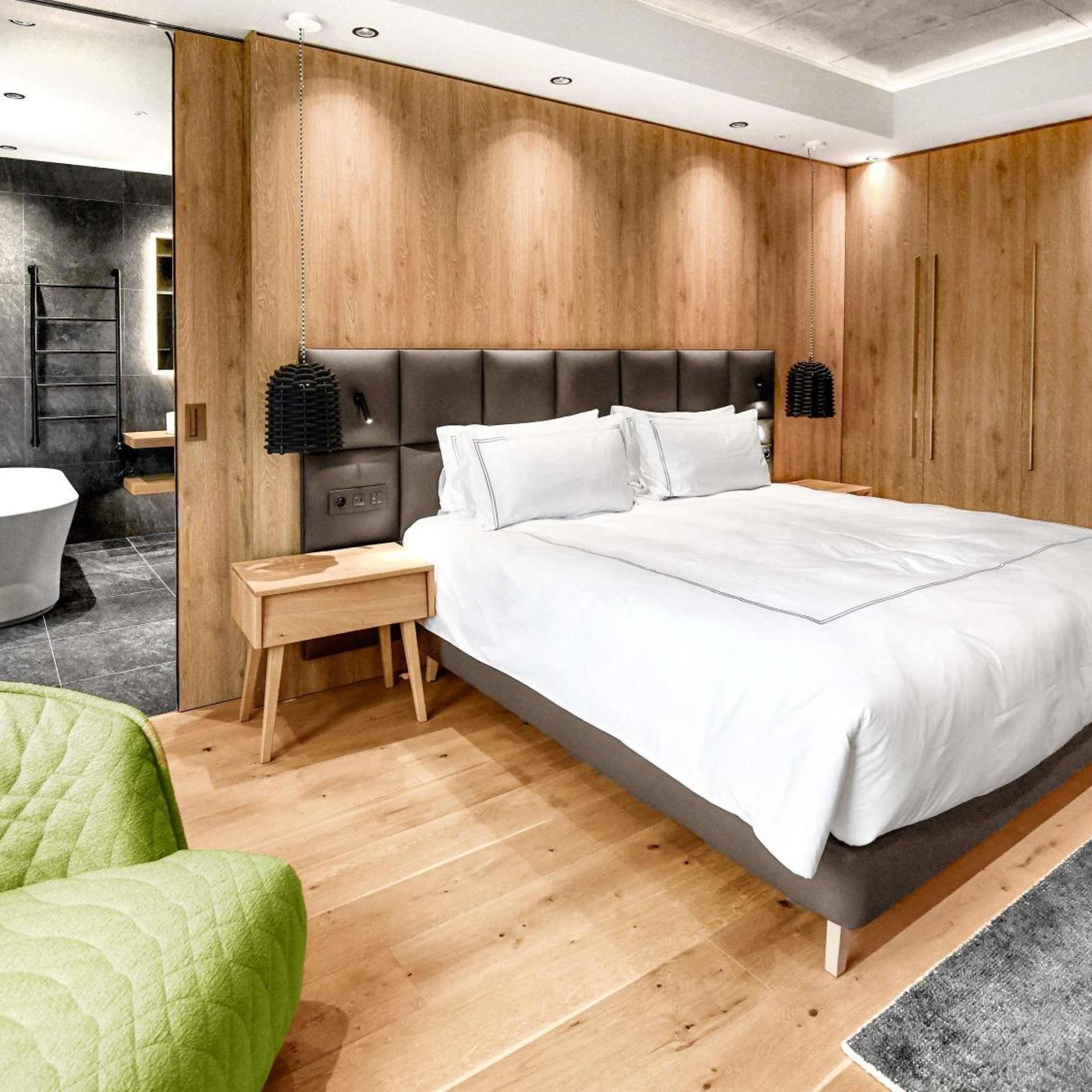 3 Bedrooms, Signature, Swiss, Apartment