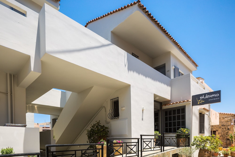 Philoxenia Apartments 2/50
