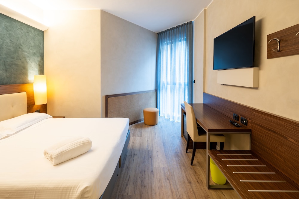 PREMIUM, SINGLE, DOUBLE BED