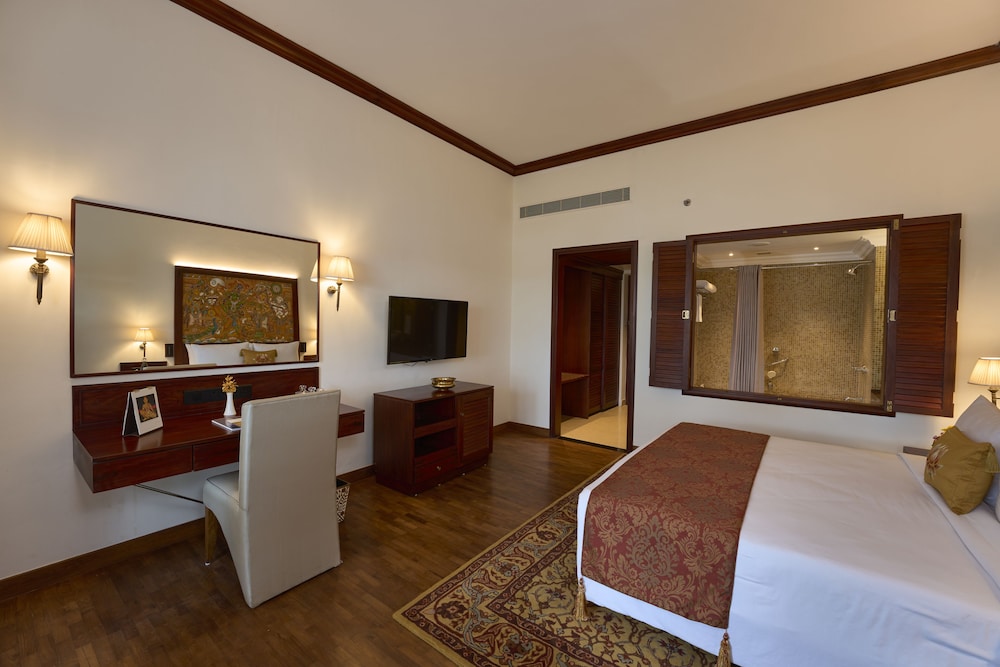 Grand, Heritage, King Bed