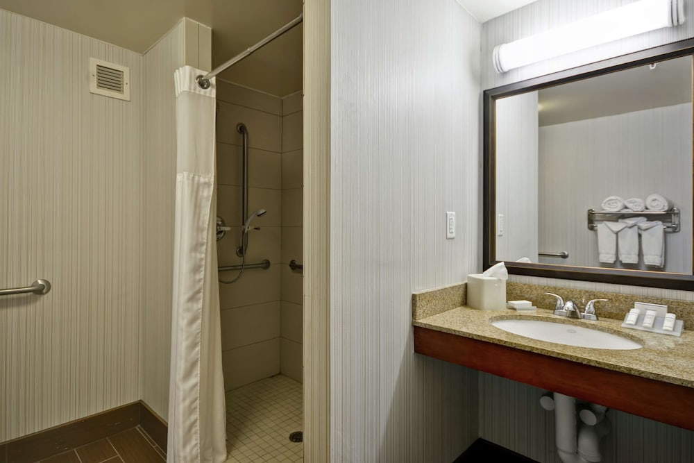 Hilton Garden Inn Fort Collins 12/47