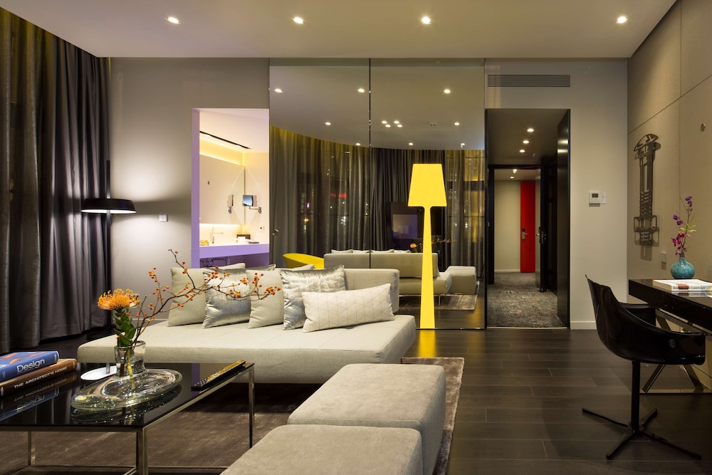 Art Otel Amsterdam 55/71