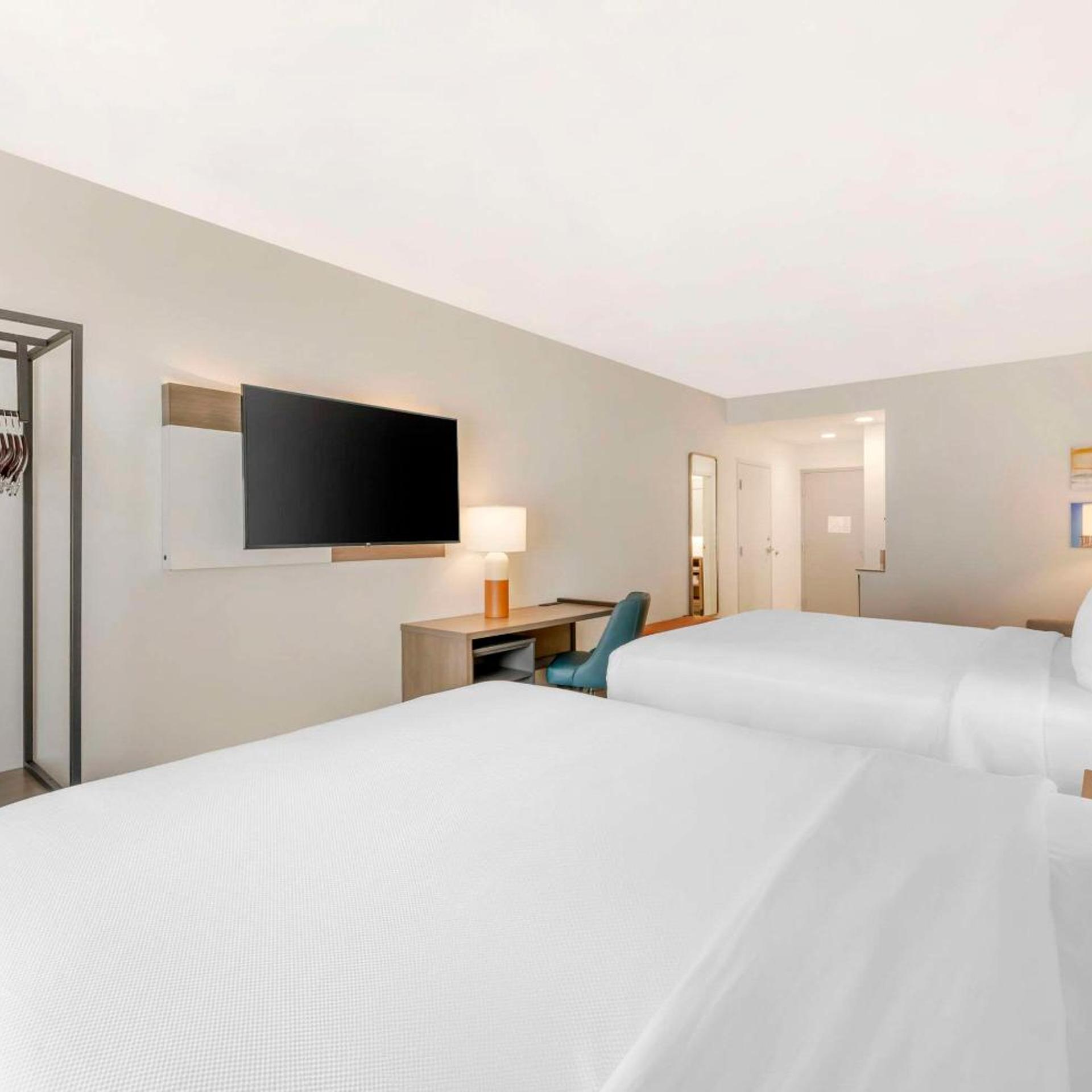 SUITE, 2 QUEEN BEDS