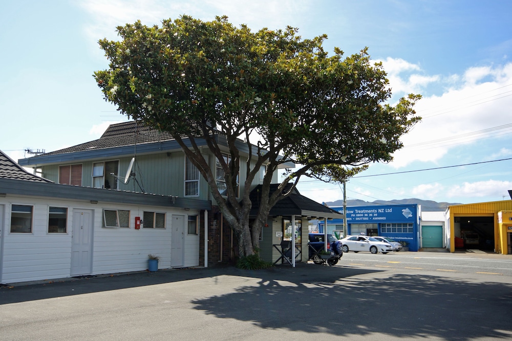 Midway Pacifica Lodge 53/62