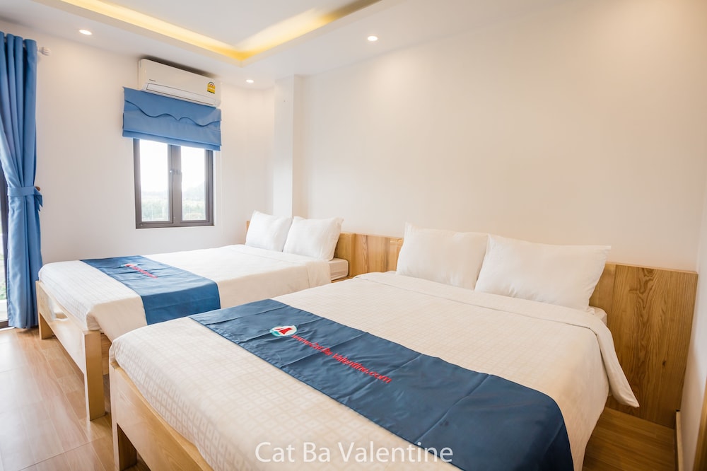 Cat Ba Valentine 19/50