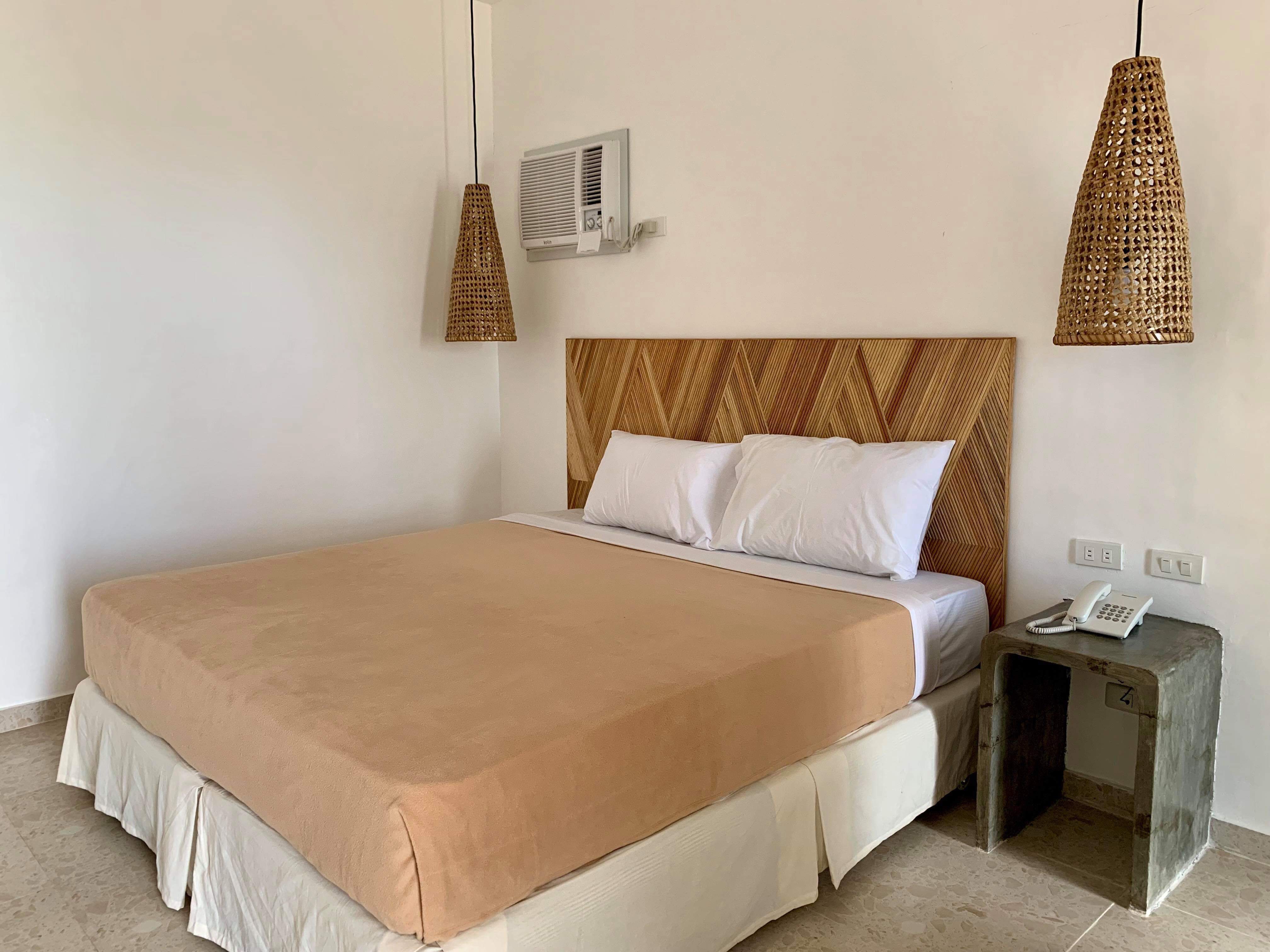DELUXE, SEA VIEW