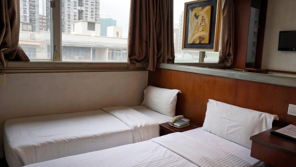 ORIENTAL LANDER HOTEL 23/41
