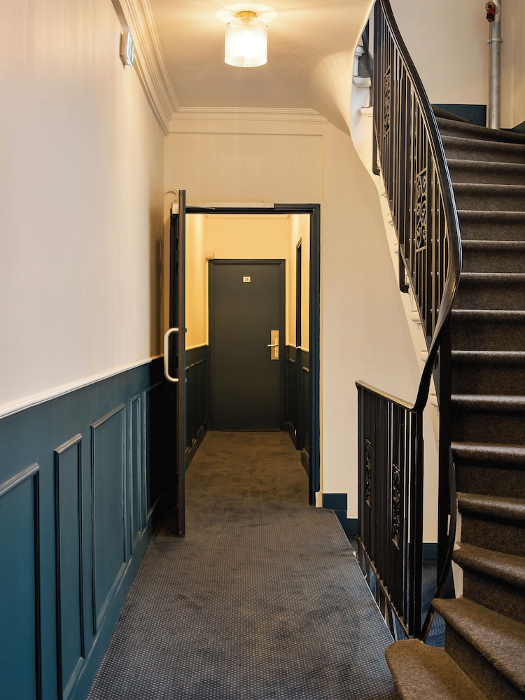 Hotel de la Comete 80/100