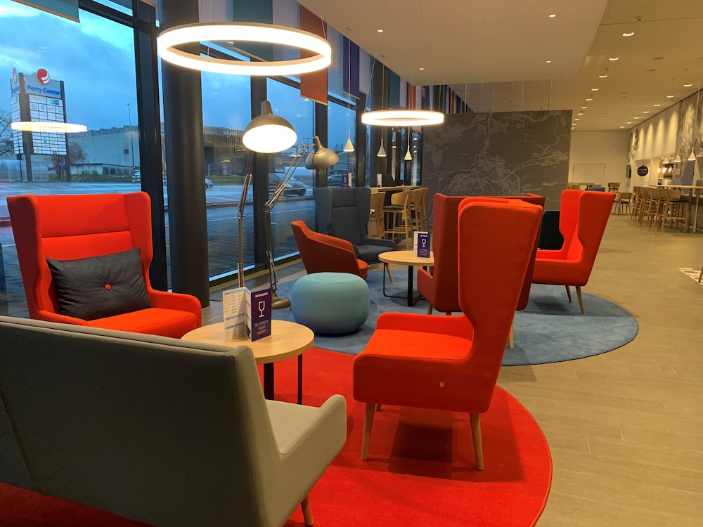 Holiday Inn Express Aarburg - Oftringen 69/80
