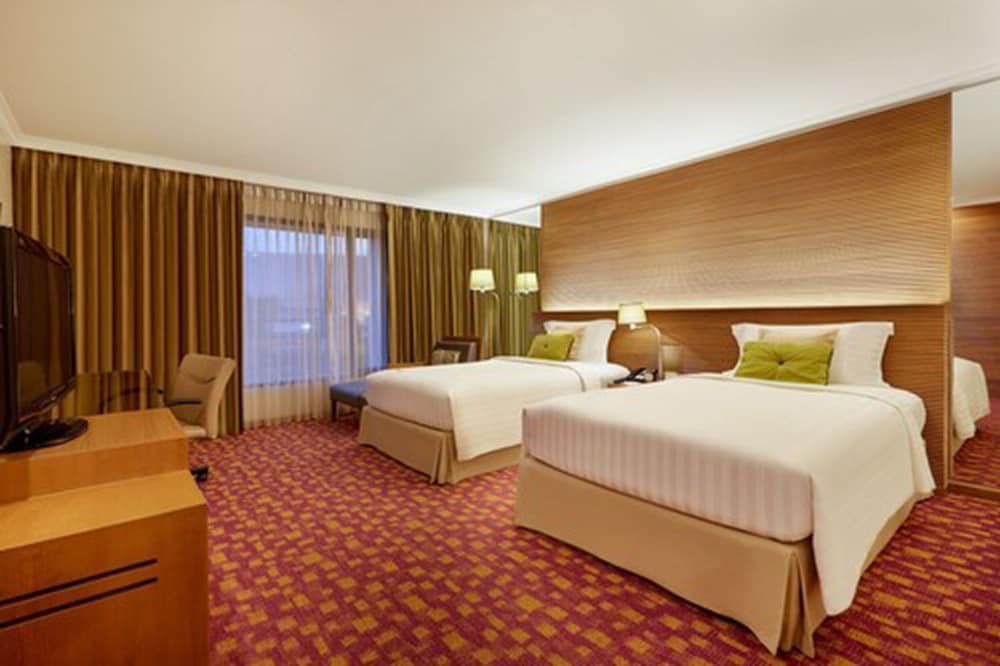 Dusit Princess Srinakarin Bangkok 13/69