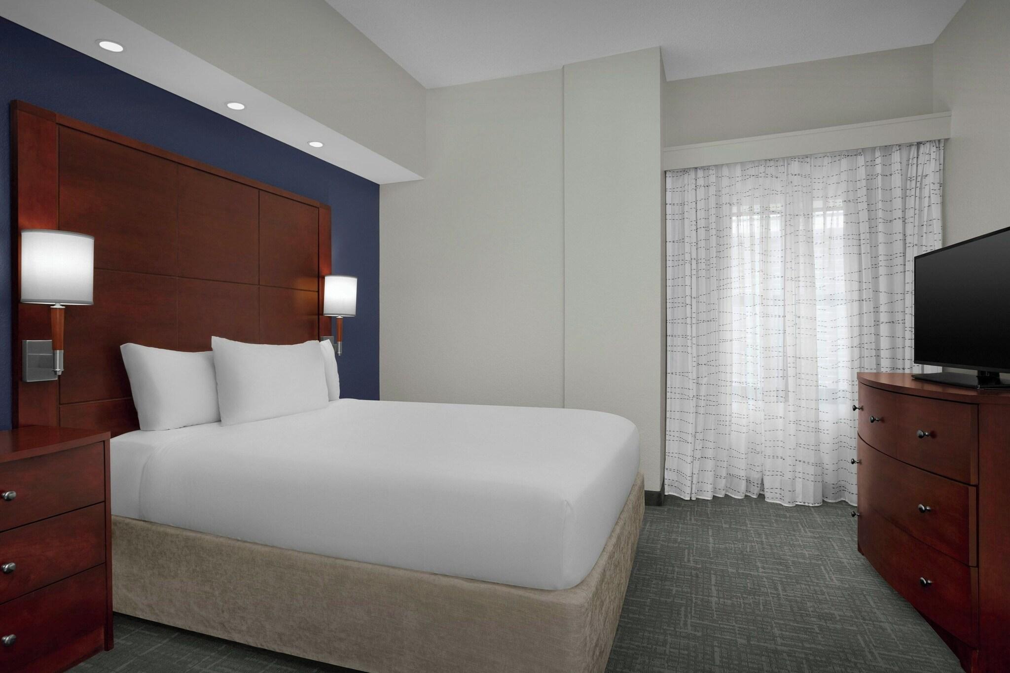 جناح بسرير كينج بغرفة نوم واحدة، RESIDENCE INN BY MARRIOTT PORTLAND DOWNTOWN WATERFRONT 3/10