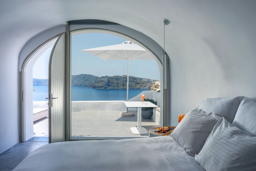 Echoes Luxury Suites By Canvas - Adults Only 6/50