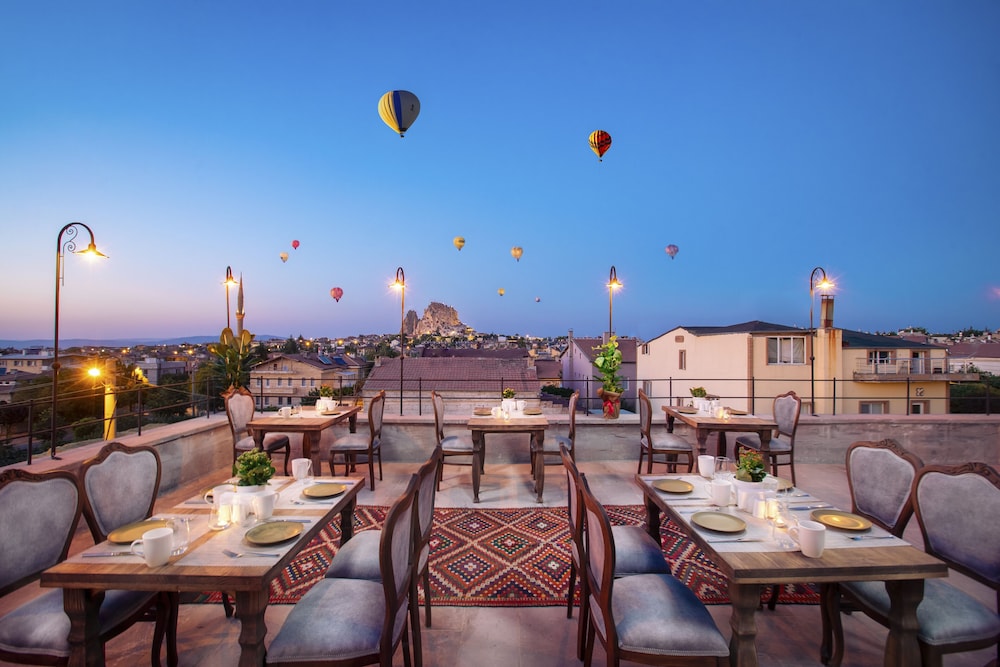 Cappadocia Pyramid Stone House 22/29