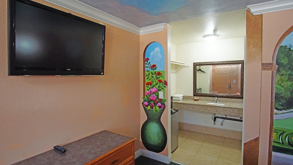 Lincoln Motel 40/58
